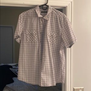 Modern fit short sleeve button down